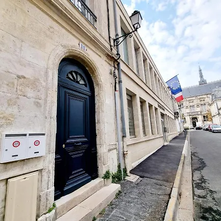 Spacieux Et Lumineux Duplex Avec Terrasse Hypercentre *